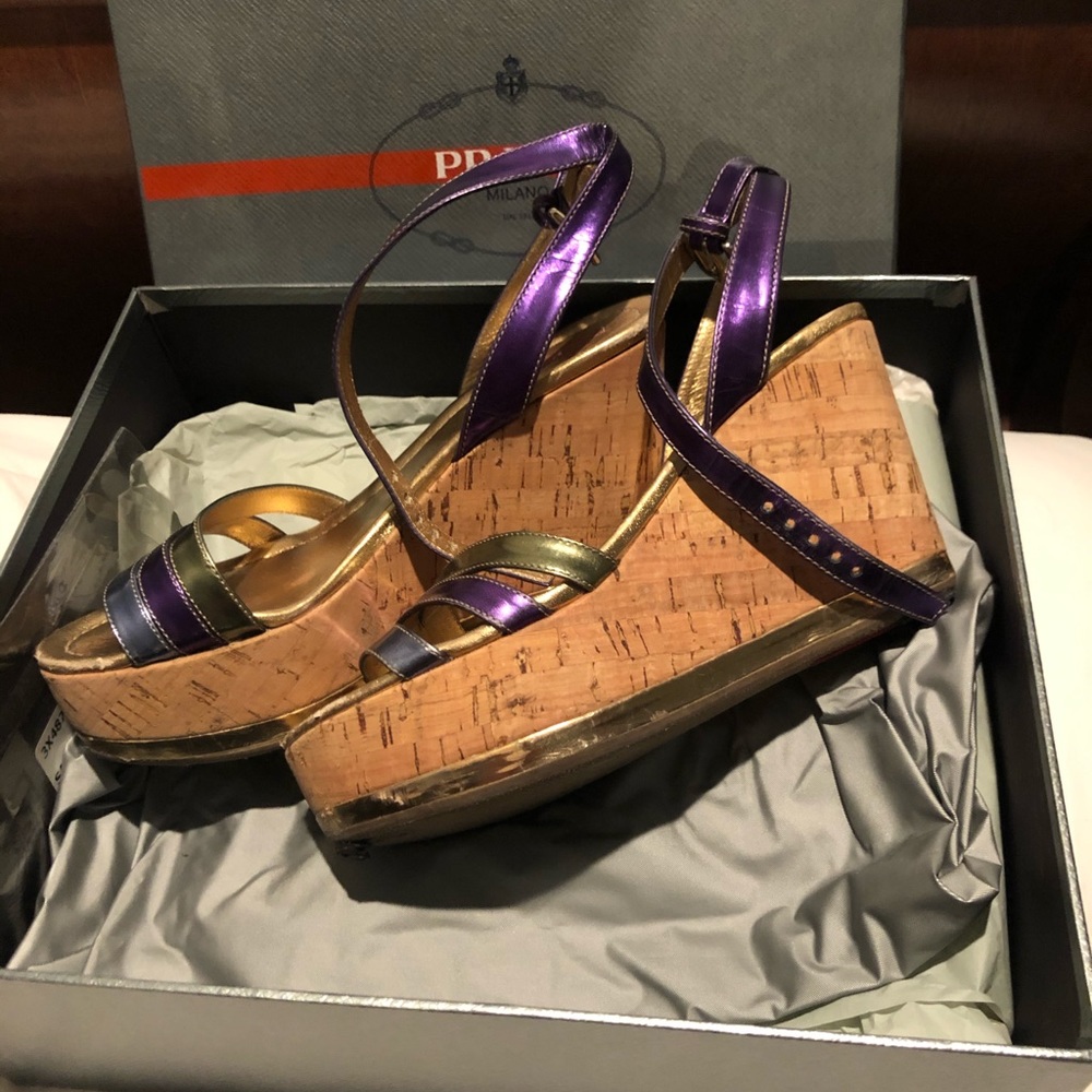 Women Prada wedge sandals - Picture 3 of 3